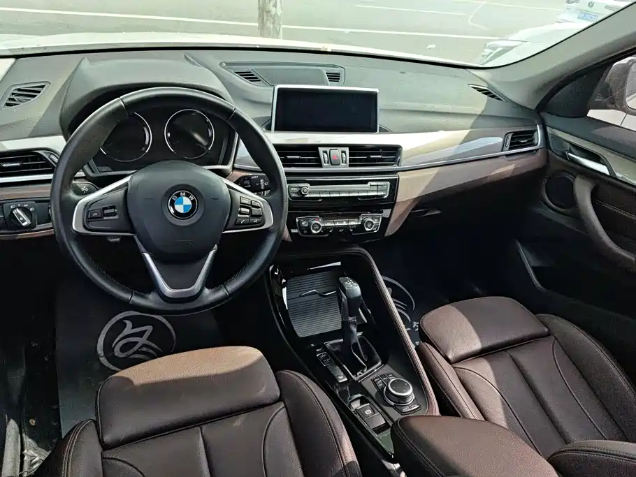 BMW X1 — миниатюра 12