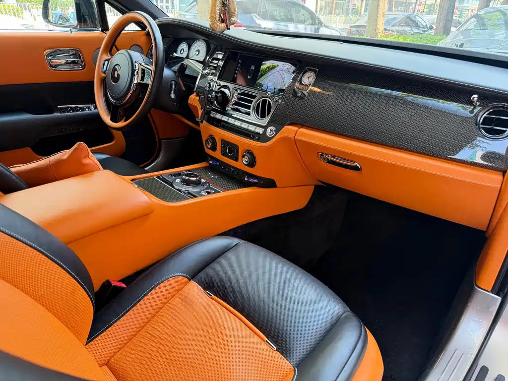 Rolls-Royce Dawn — миниатюра 6