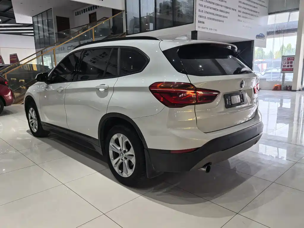 BMW X1 — миниатюра 7