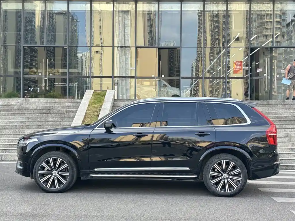 Volvo XC90 — миниатюра 3