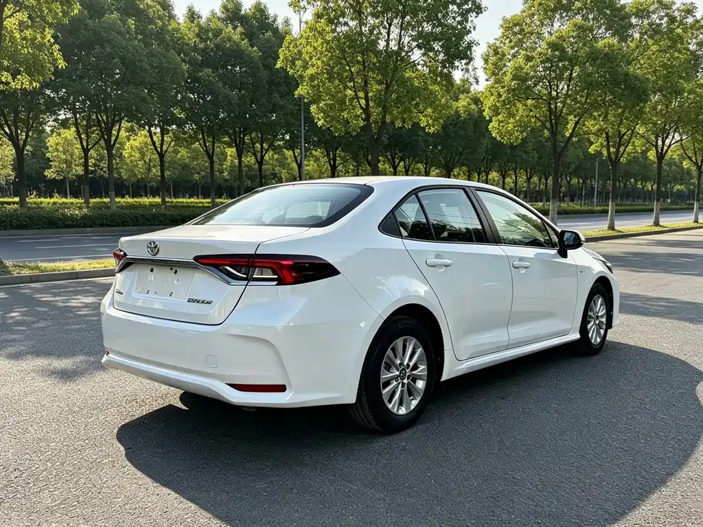 Toyota Corolla — миниатюра 8
