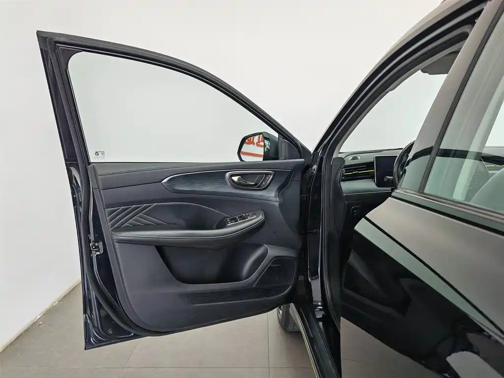 Roewe RX5 2021 PLUS 330TGI AT