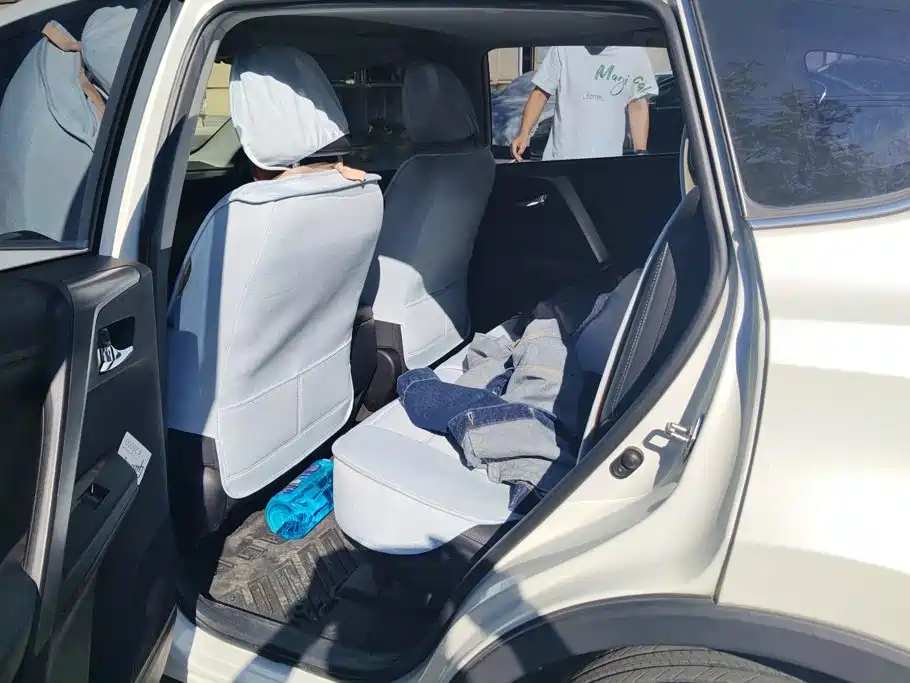 Toyota RAV4 — миниатюра 11