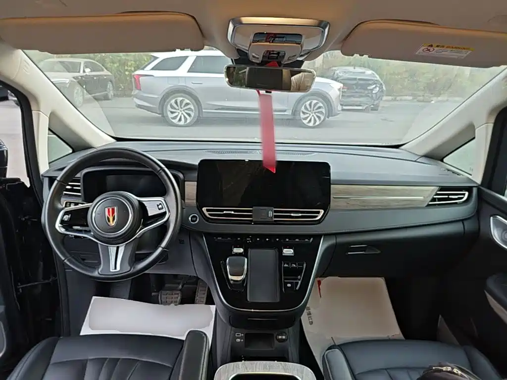 Hongqi Hongqi HQ9 PHEV — миниатюра 10