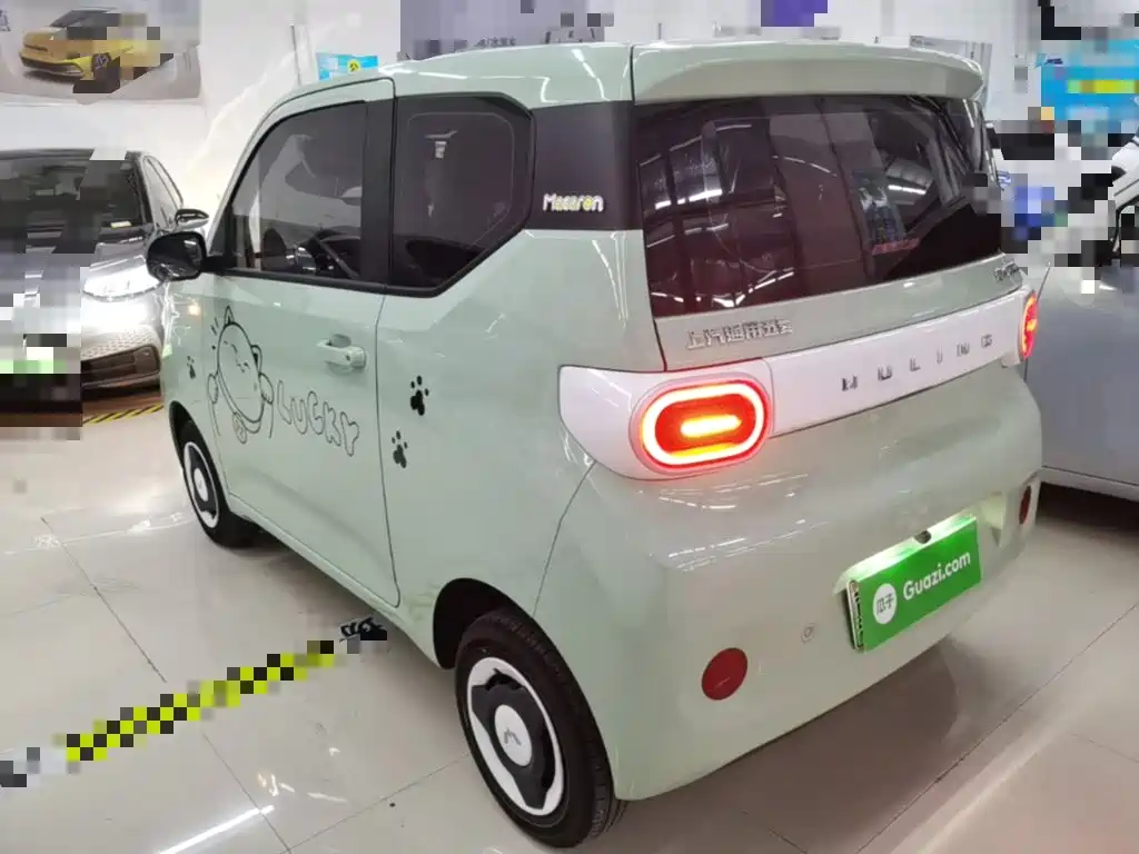 Wuling MINIEV — миниатюра 5