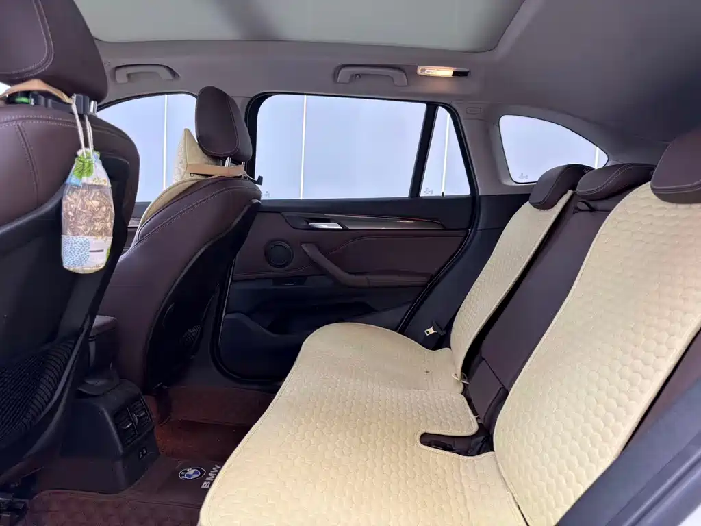 BMW X1 — миниатюра 6