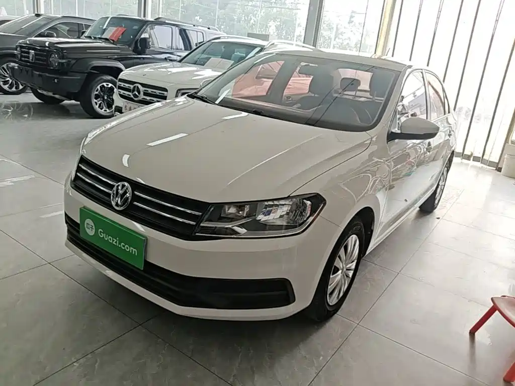 Volkswagen Santana — миниатюра 2