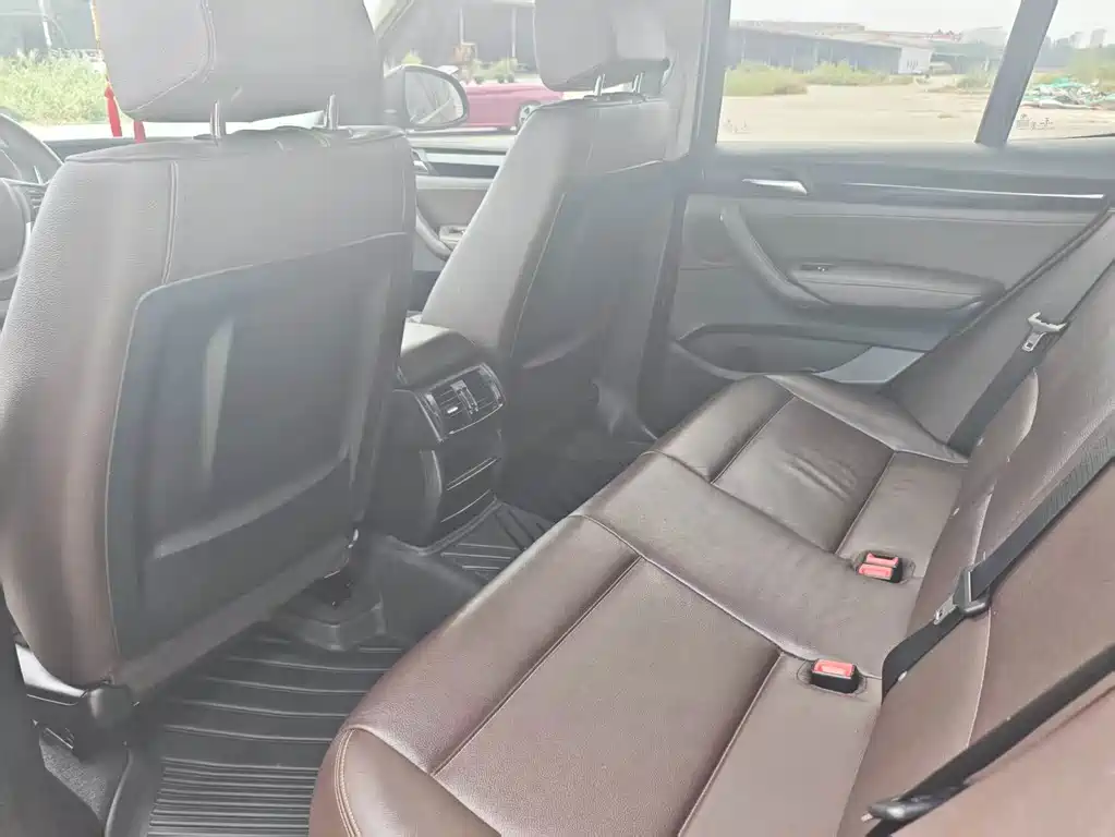 BMW X3 (Import) — миниатюра 8