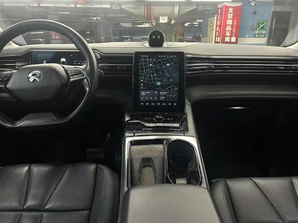 NIO NIO ES8