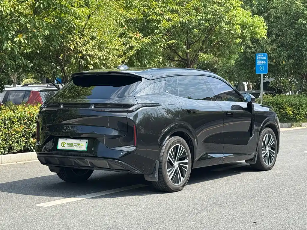 Lynk & Co 08 EM-P — миниатюра 3