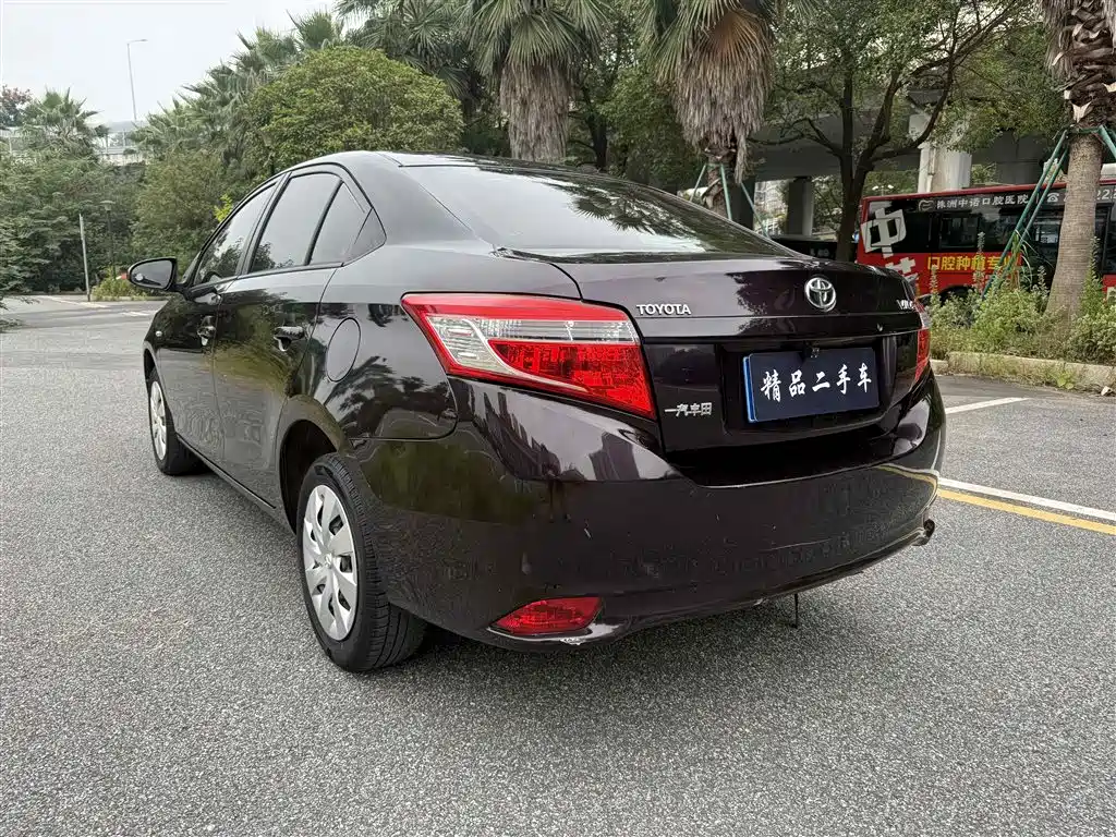 Toyota Vios — миниатюра 6