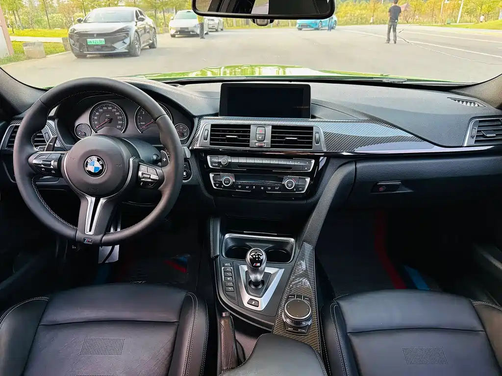 BMW M3 — миниатюра 9