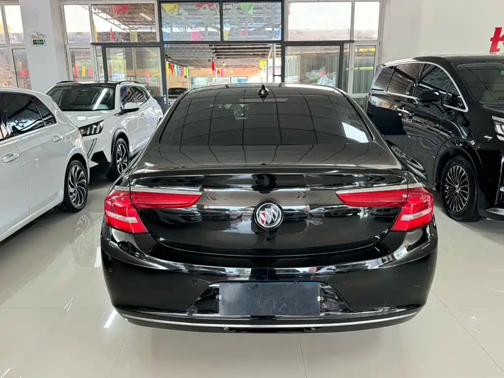 Buick LaCrosse — миниатюра 22