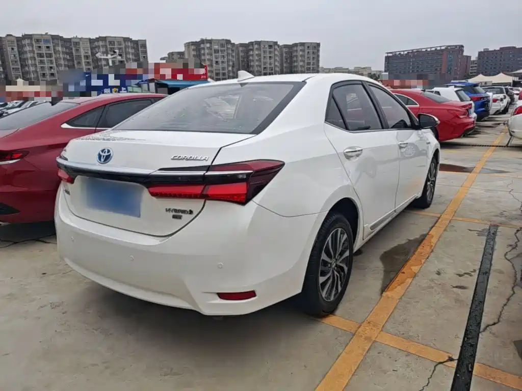 Toyota Corolla — миниатюра 7
