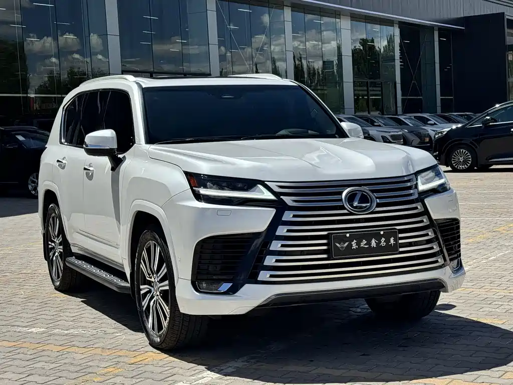 Lexus LX 2025 700h