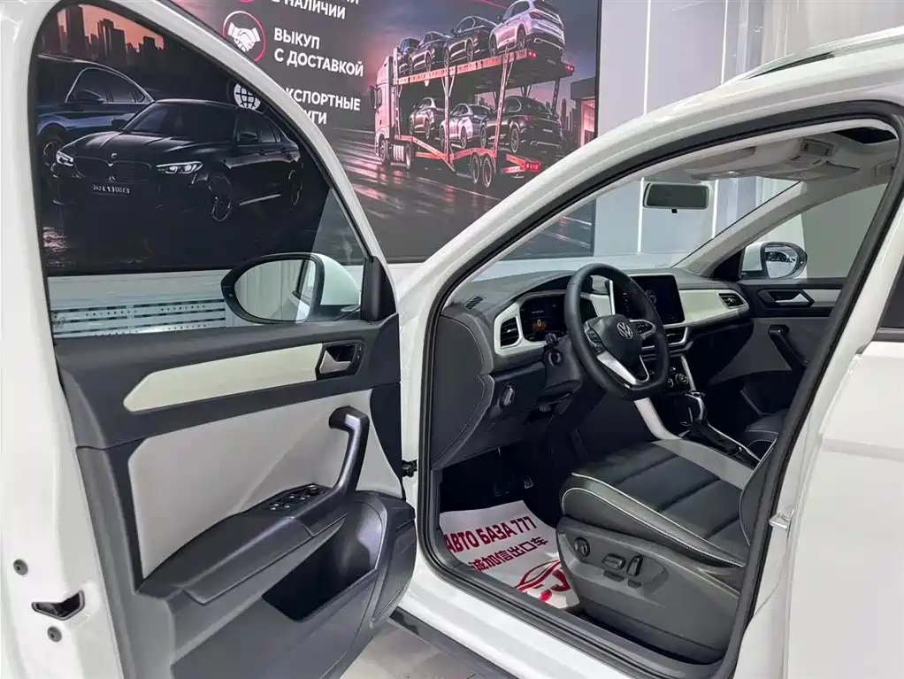 Volkswagen T-Roc 2024 280TSI DSG