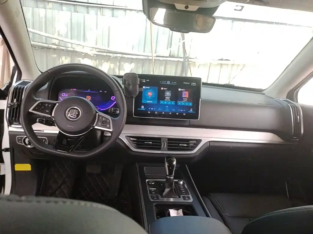 BYD Tang — миниатюра 10