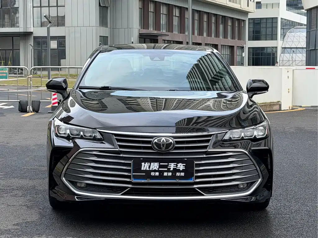 Toyota Avalon — миниатюра 2