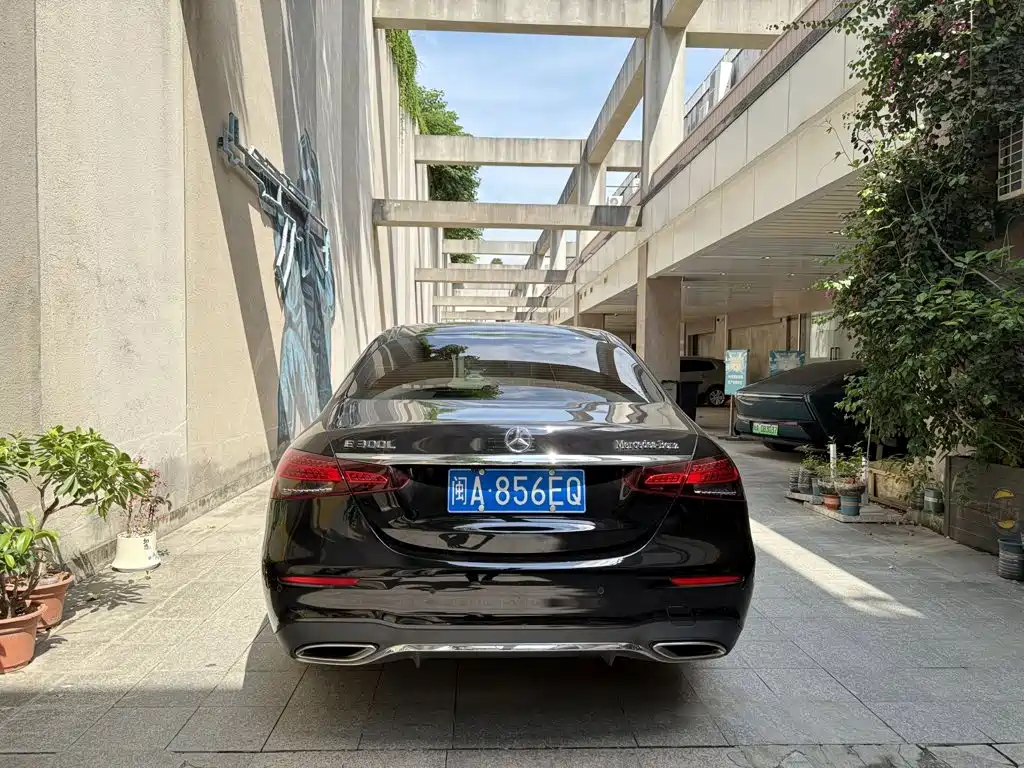 Mercedes-Benz E-Class E 2023 E 260 L Sport