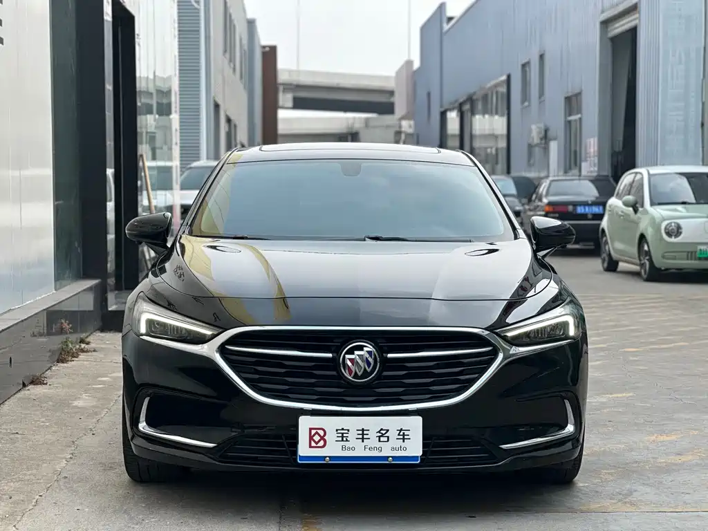 Buick LaCrosse — миниатюра 2