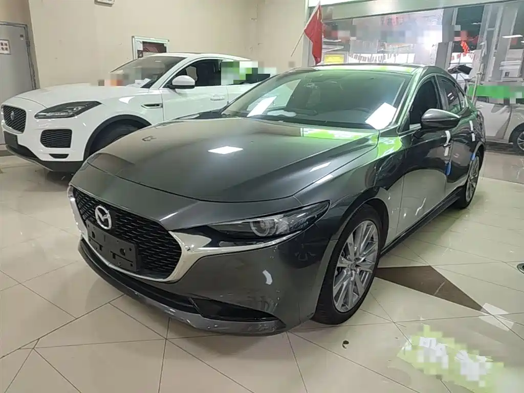Купить Mazda 3 Axela