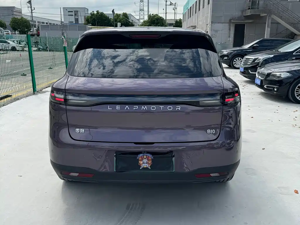 Leapmotor Leapmotor B10 — миниатюра 15