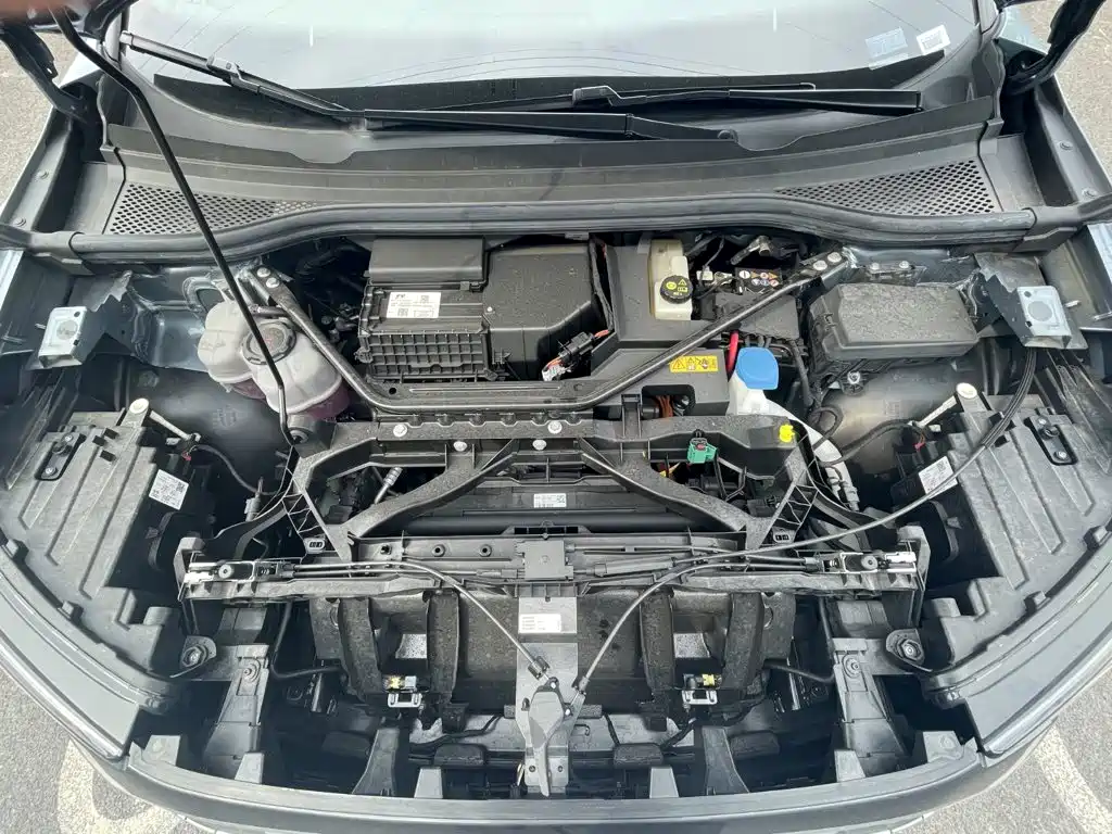 Audi Q4 e-tron — миниатюра 7