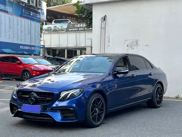 MERCEDES-BENZ E CLASS