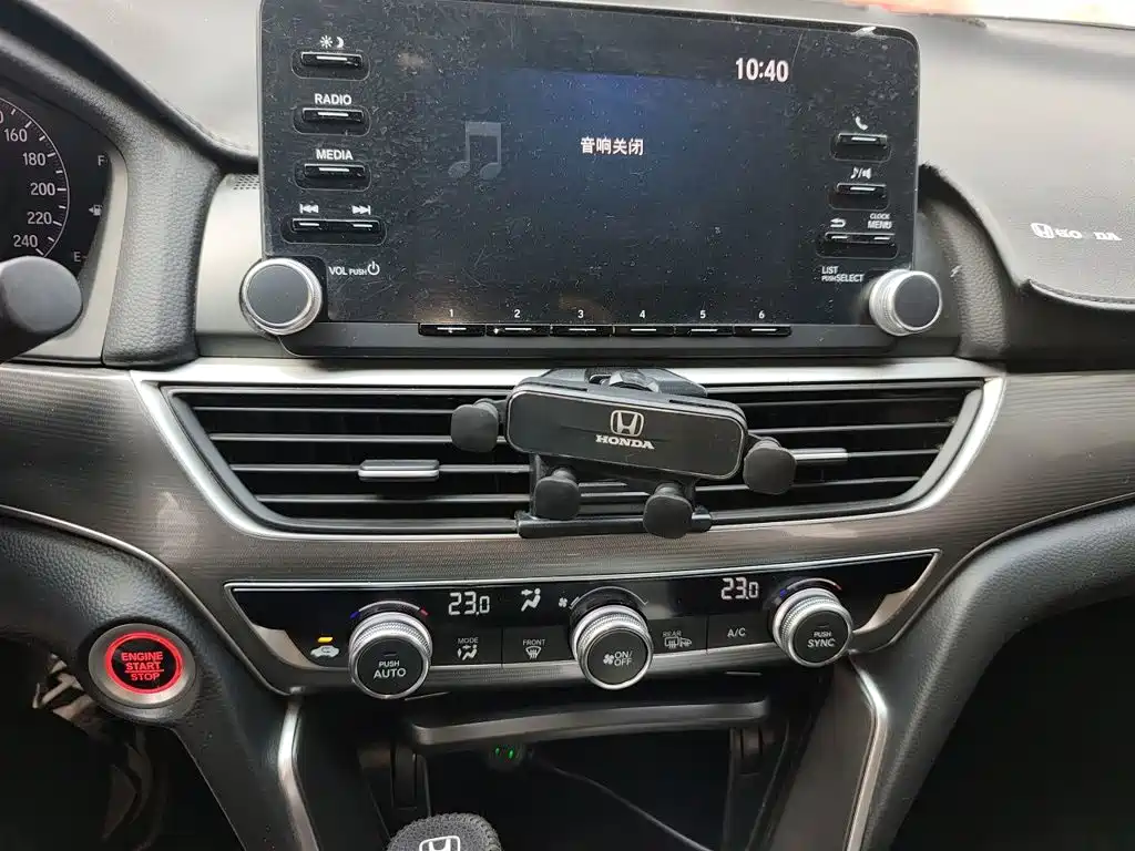 Honda Accord — миниатюра 14