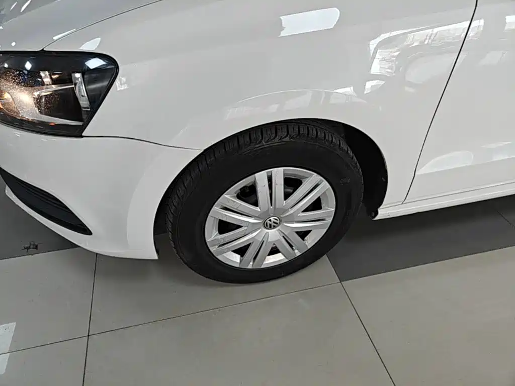 Volkswagen Polo — миниатюра 23