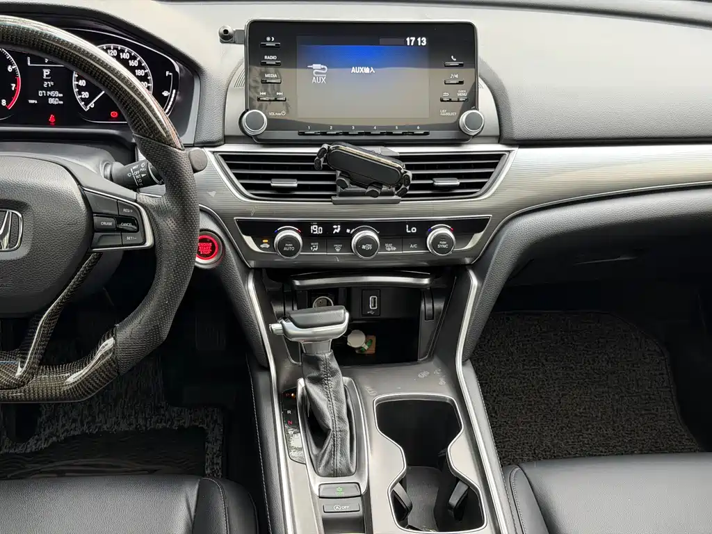 Honda Accord - фото 6