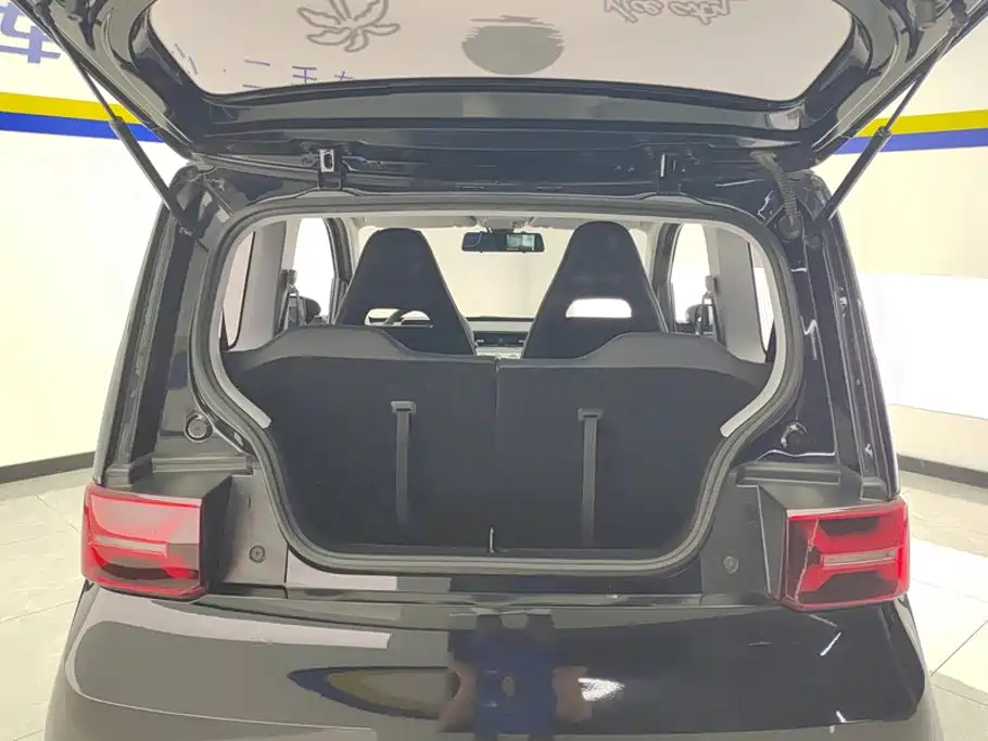 Wuling MINIEV — миниатюра 4