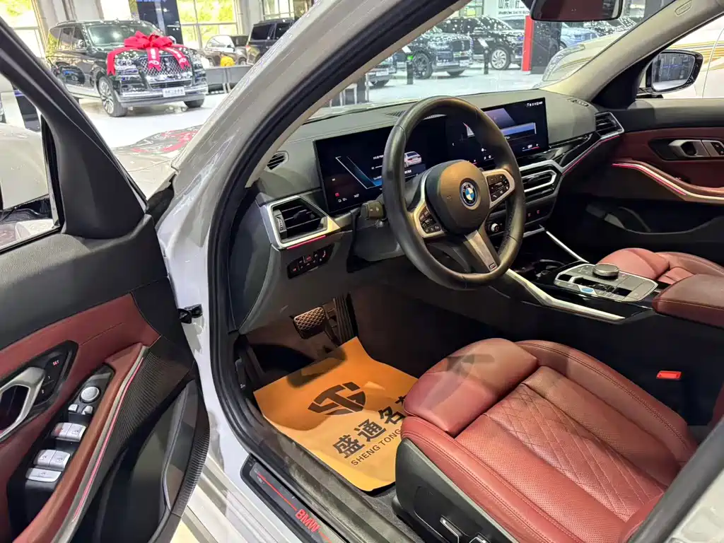 BMW i3 — миниатюра 10