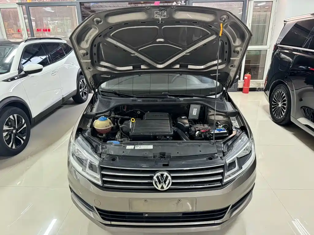 Volkswagen Santana — миниатюра 23