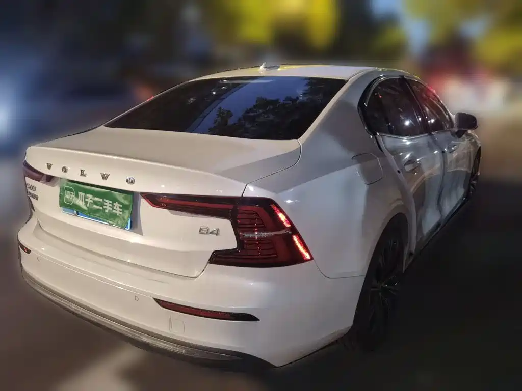 Volvo S60 — миниатюра 4