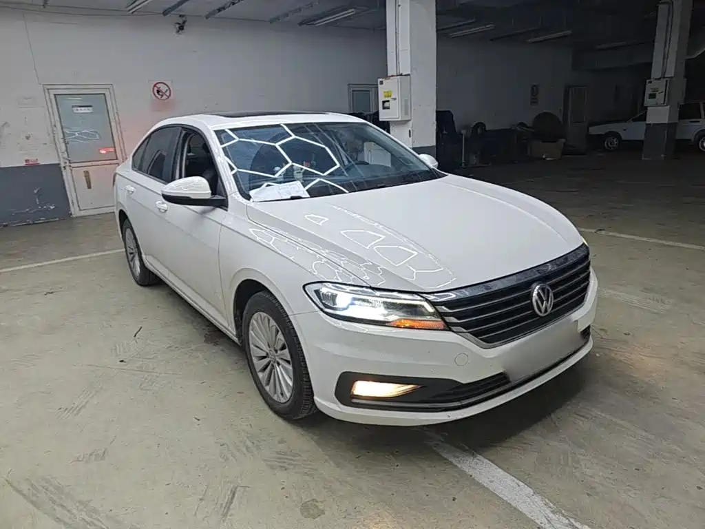 Volkswagen Lavida — миниатюра 4