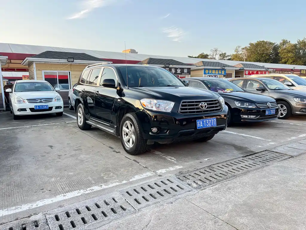 Toyota Highlander — миниатюра 2