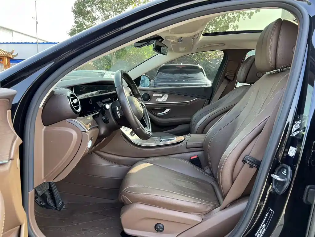 Mercedes-Benz E-Class E 2022 E 300 L Fashion