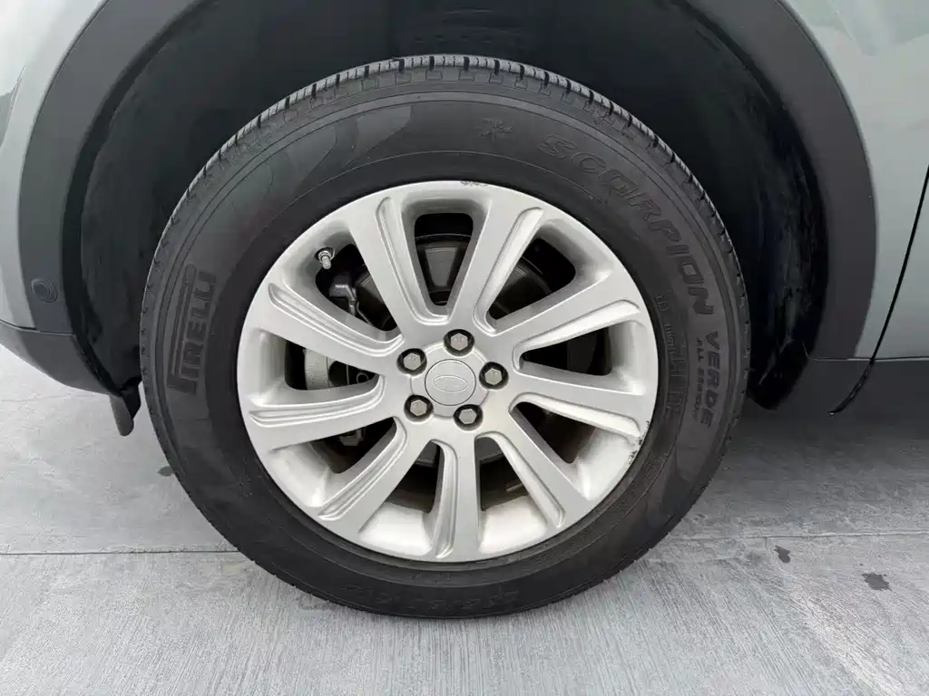 Land Rover Discovery Sport — миниатюра 37