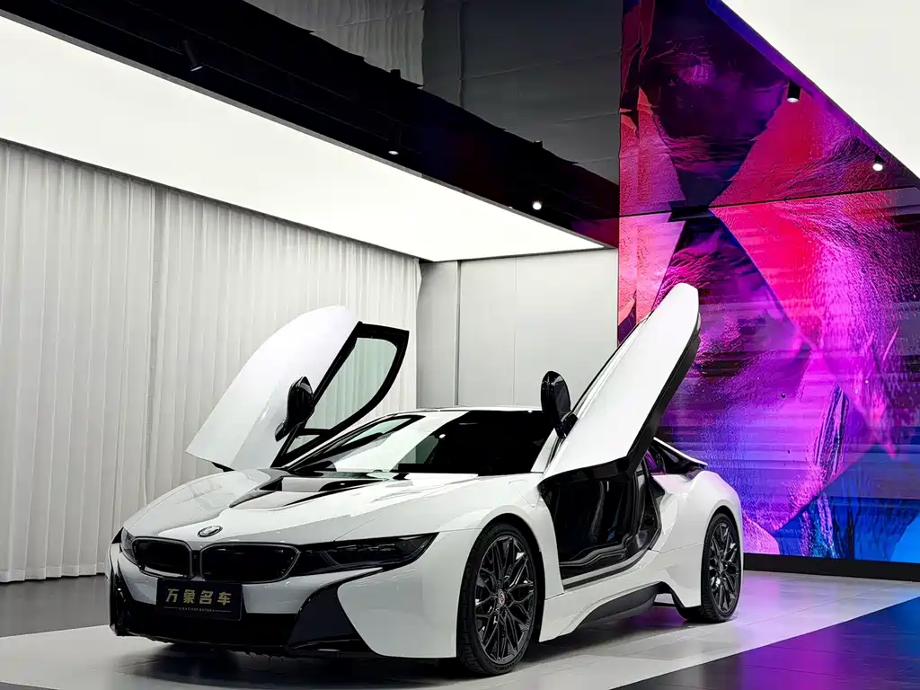 BMW i8 — миниатюра 4