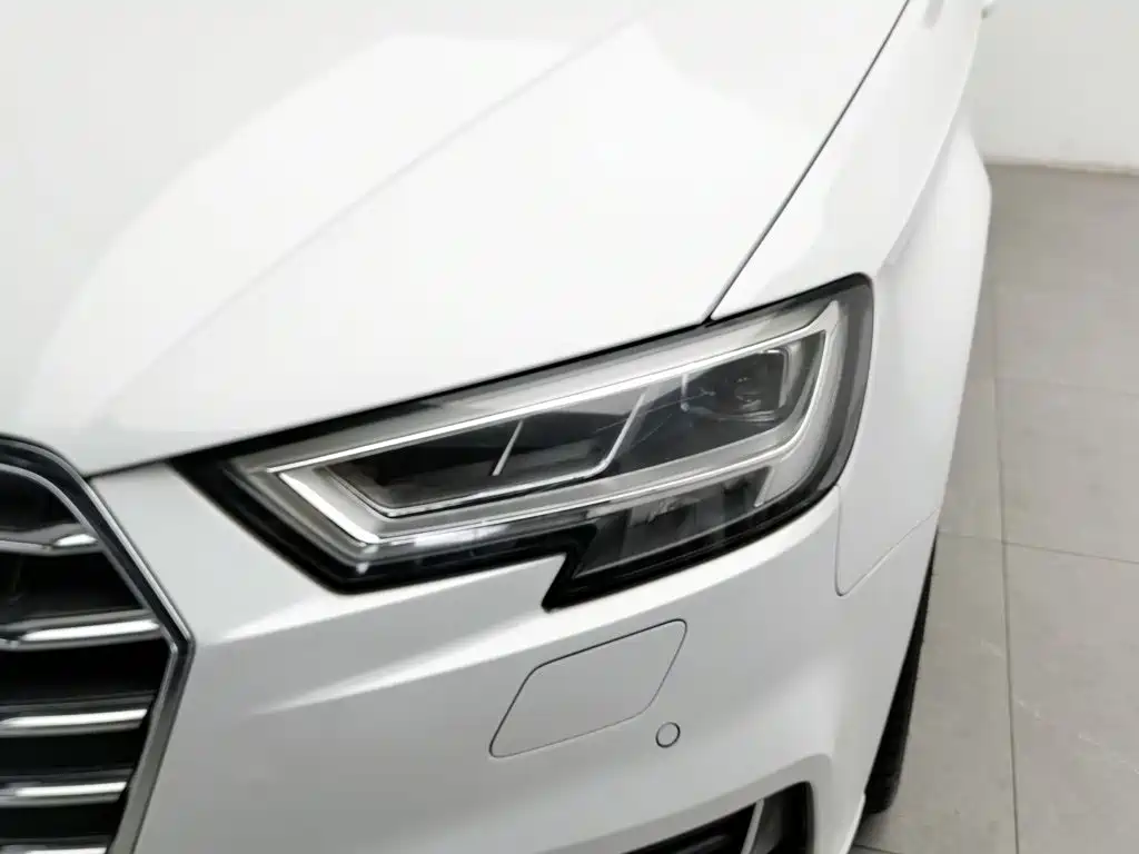 Audi Q3 — миниатюра 7