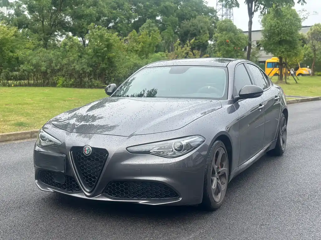 Купить Alfa Romeo Giulia