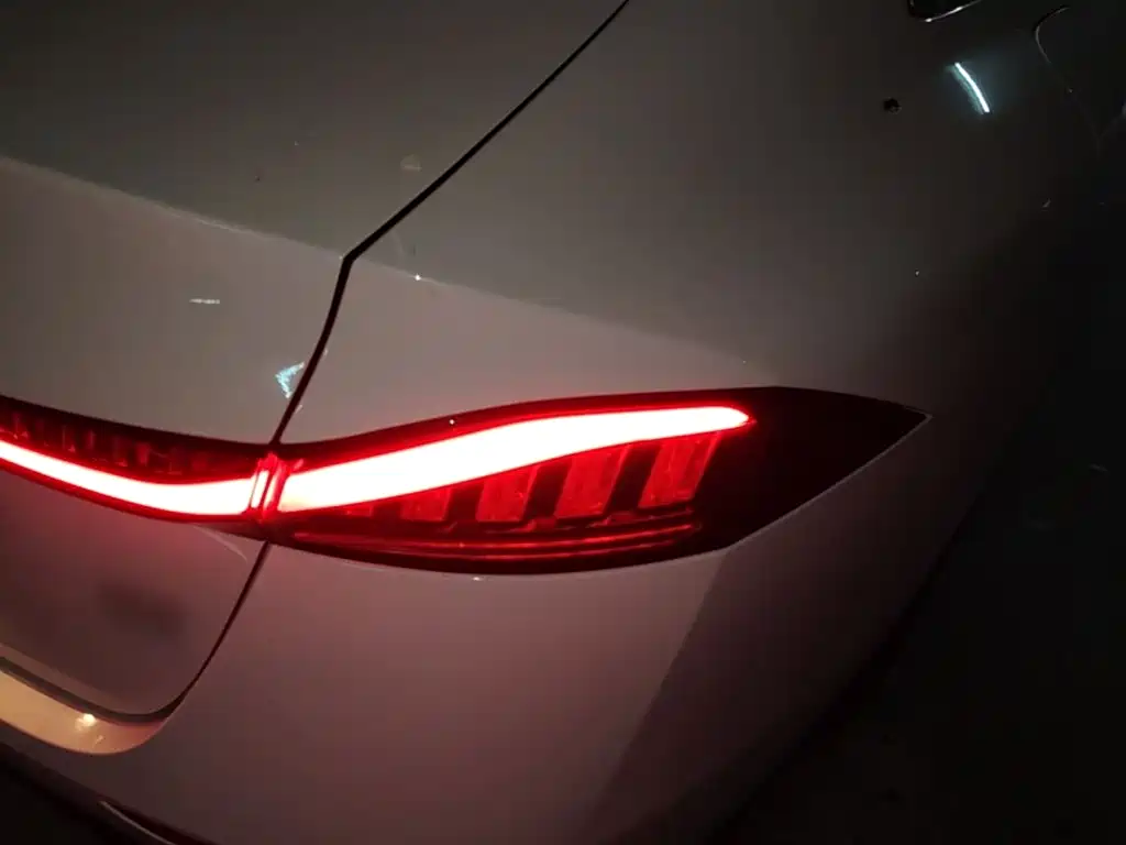 Roewe D7 2025 DMH 125km Champion