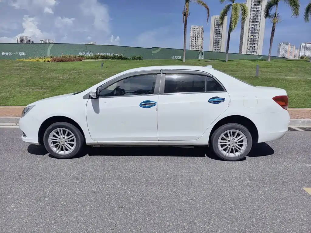 BYD e5 — миниатюра 3