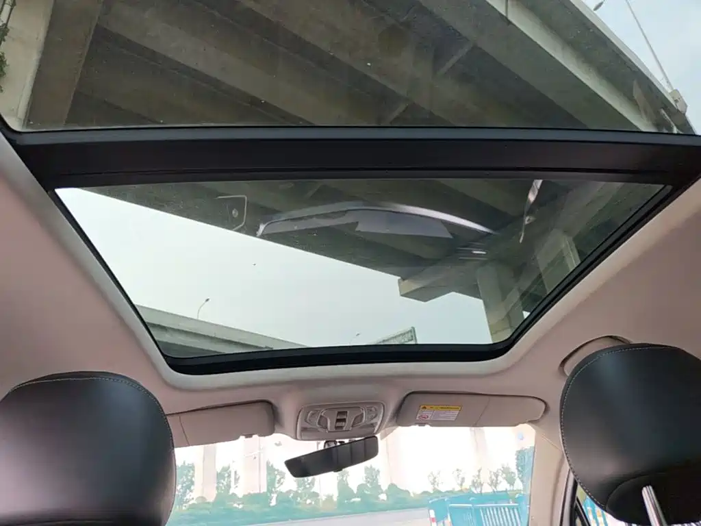 Roewe RX5 MAX — миниатюра 18