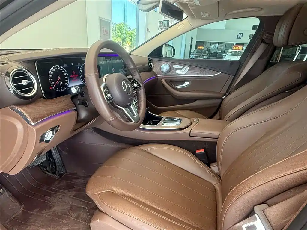 Mercedes-Benz E-Class E 2020 E 300 L Fashion