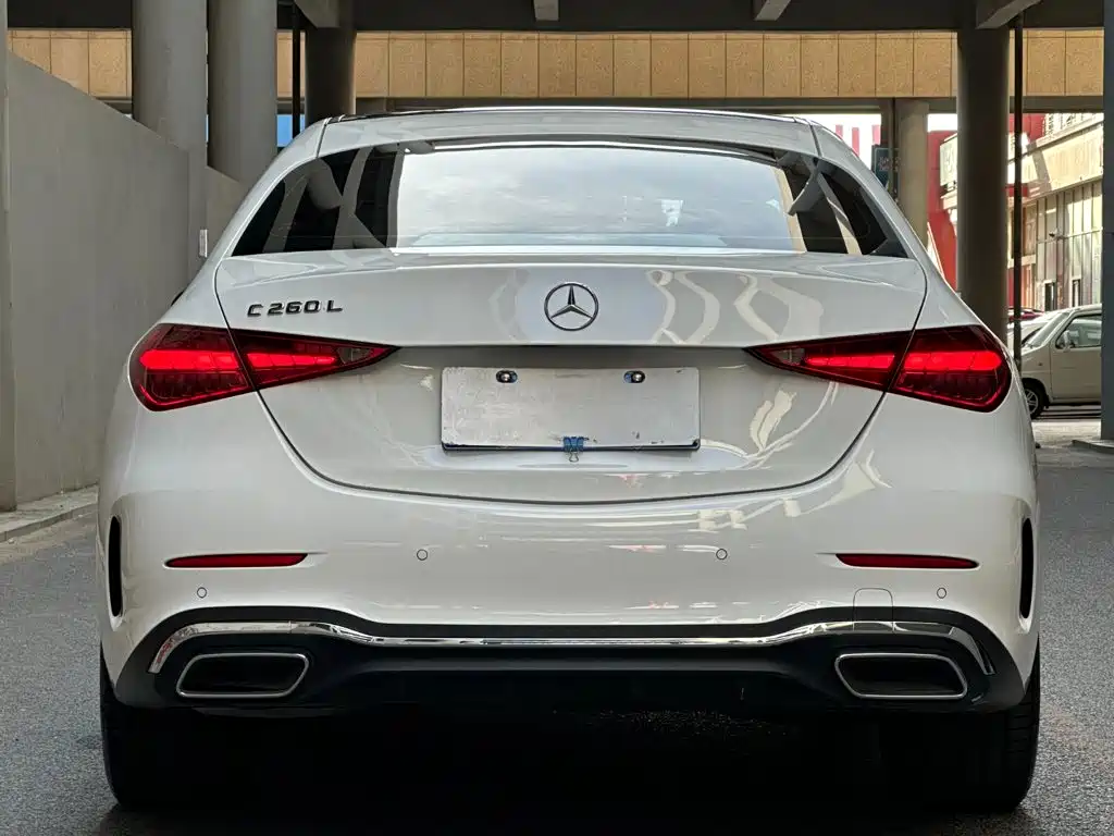 Mercedes-Benz C-Class — миниатюра 4