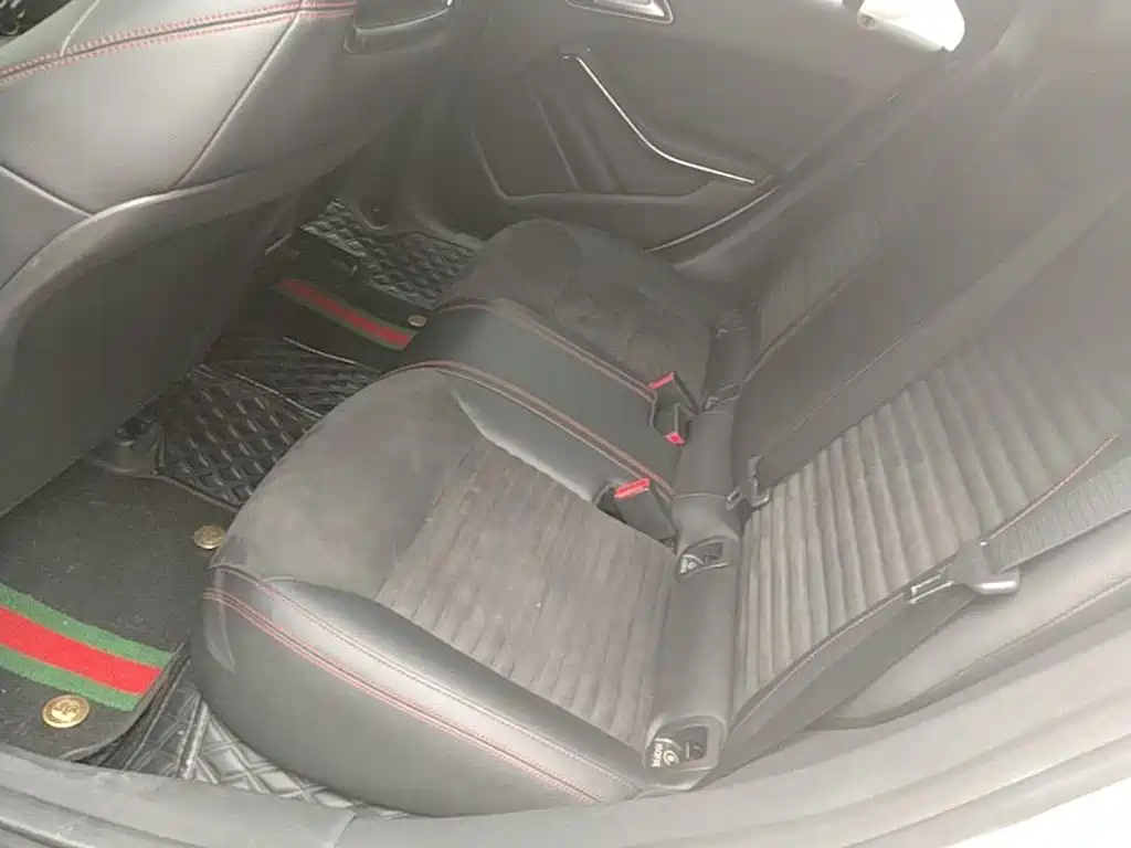Mercedes-Benz CLA (Import) — миниатюра 17