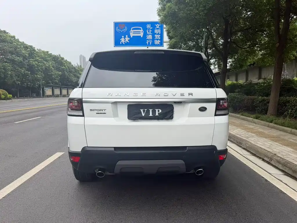 Land Rover Range Rover Sport 2017 3.0 SC V6 SE