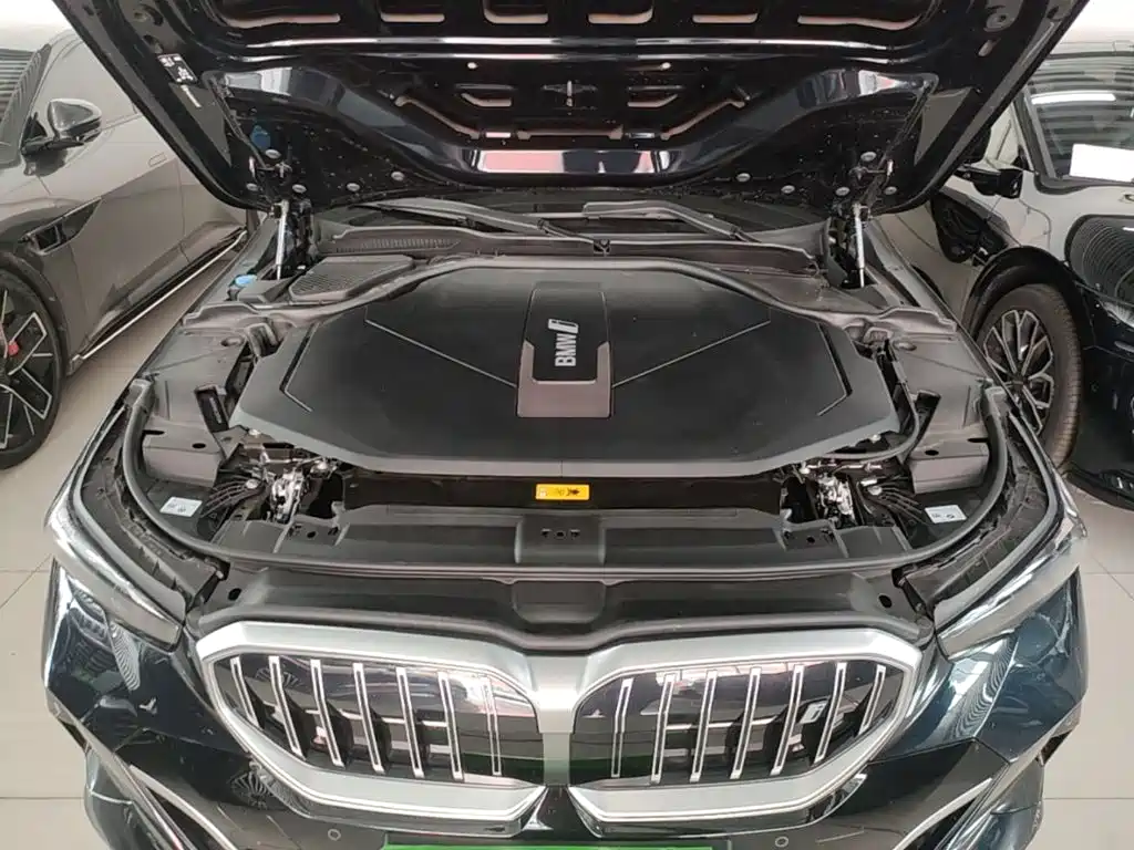 BMW i5 — миниатюра 20